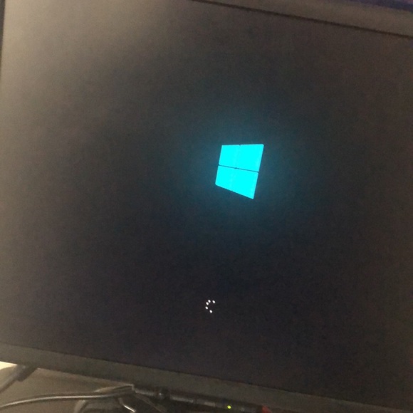 Computer - Picture 4 of 8